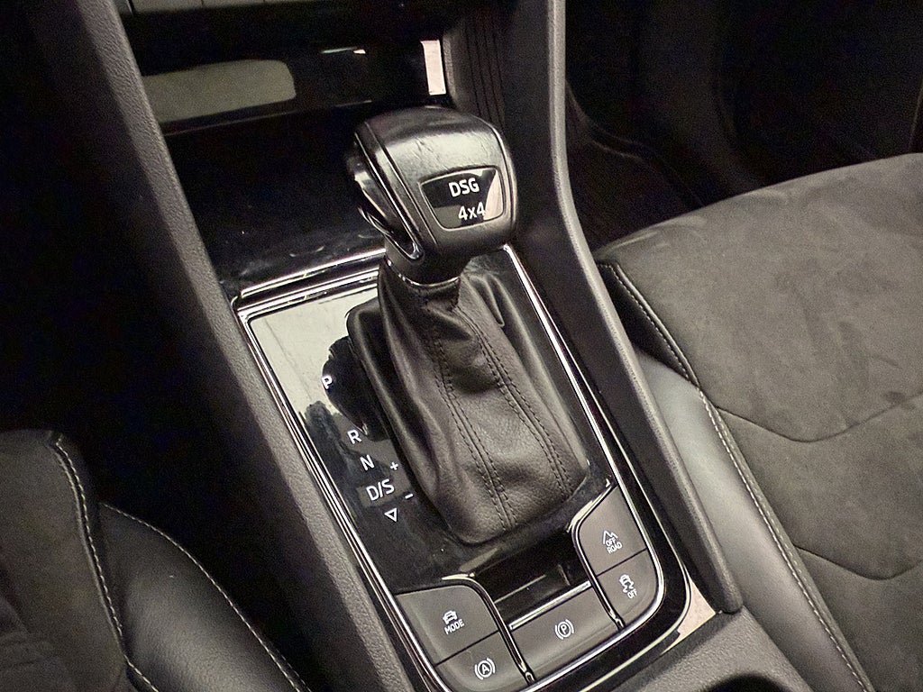 Vehicle Image 24
