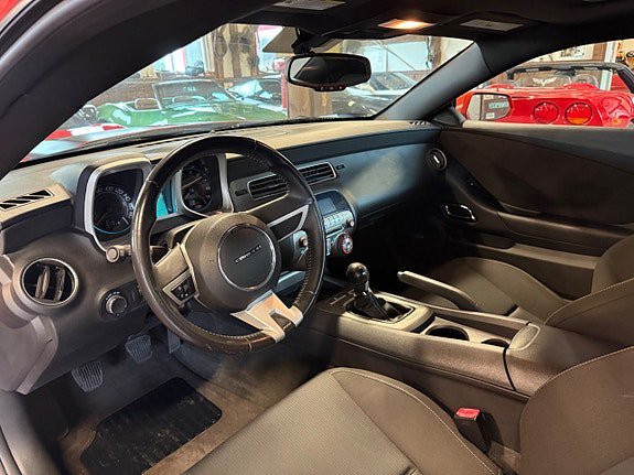 Vehicle Image 19