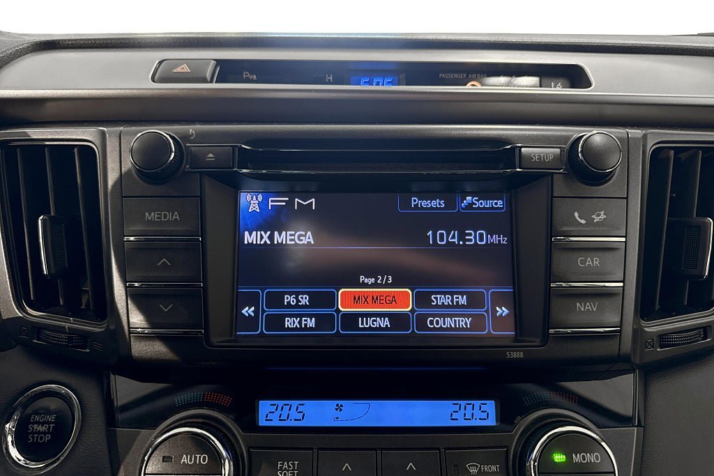Vehicle Image 26