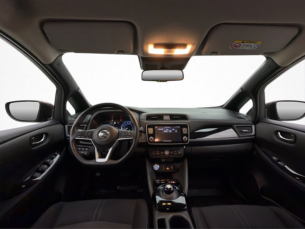 Vehicle Image 12