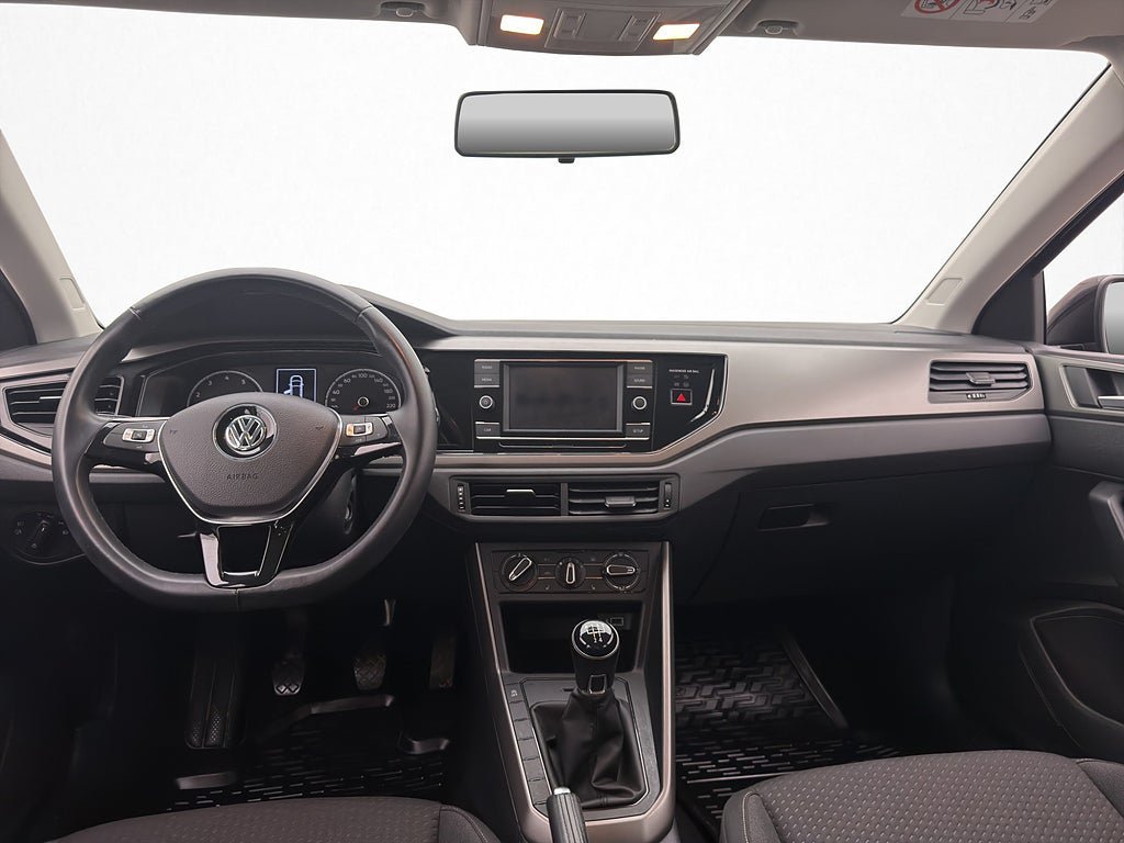 Vehicle Image 18