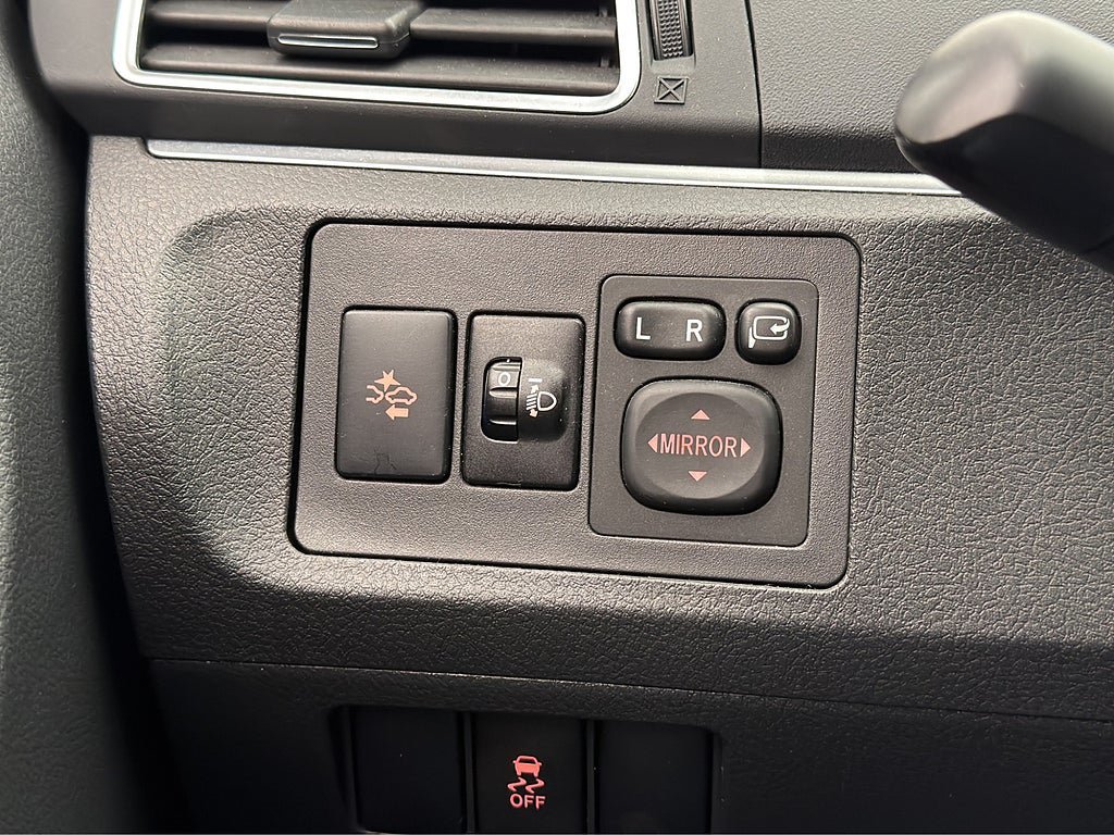 Vehicle Image 28