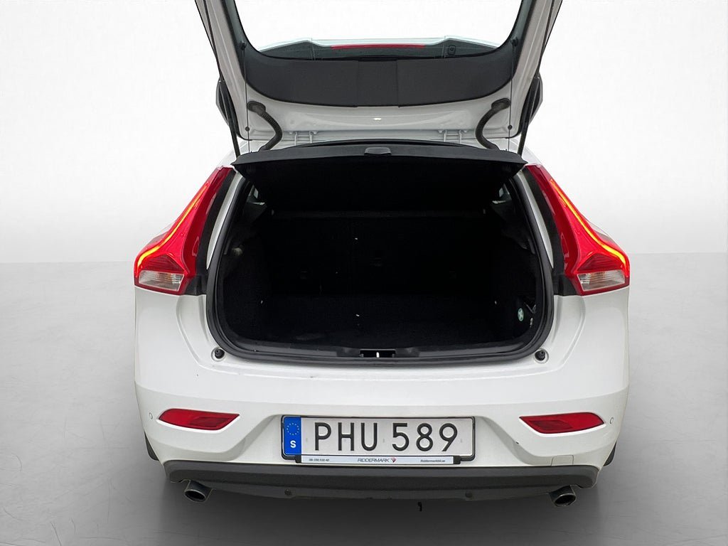 Vehicle Image 23