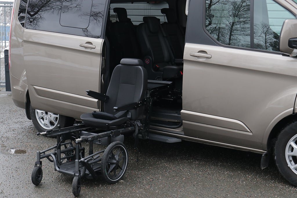 Vehicle Image 18