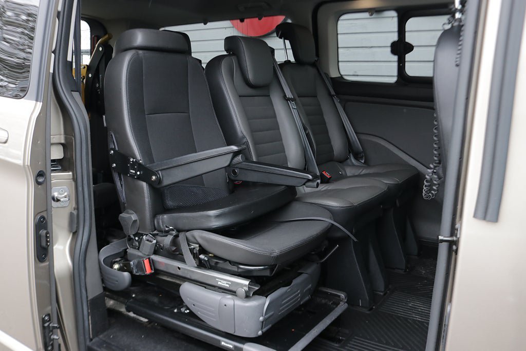 Vehicle Image 22