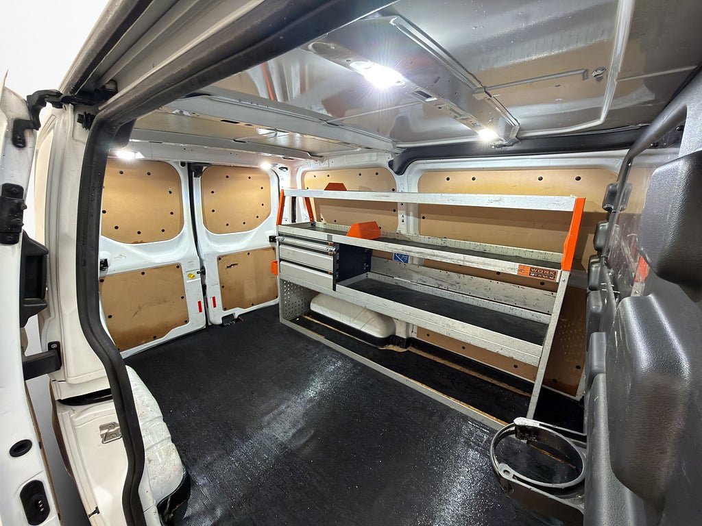 Vehicle Image 12