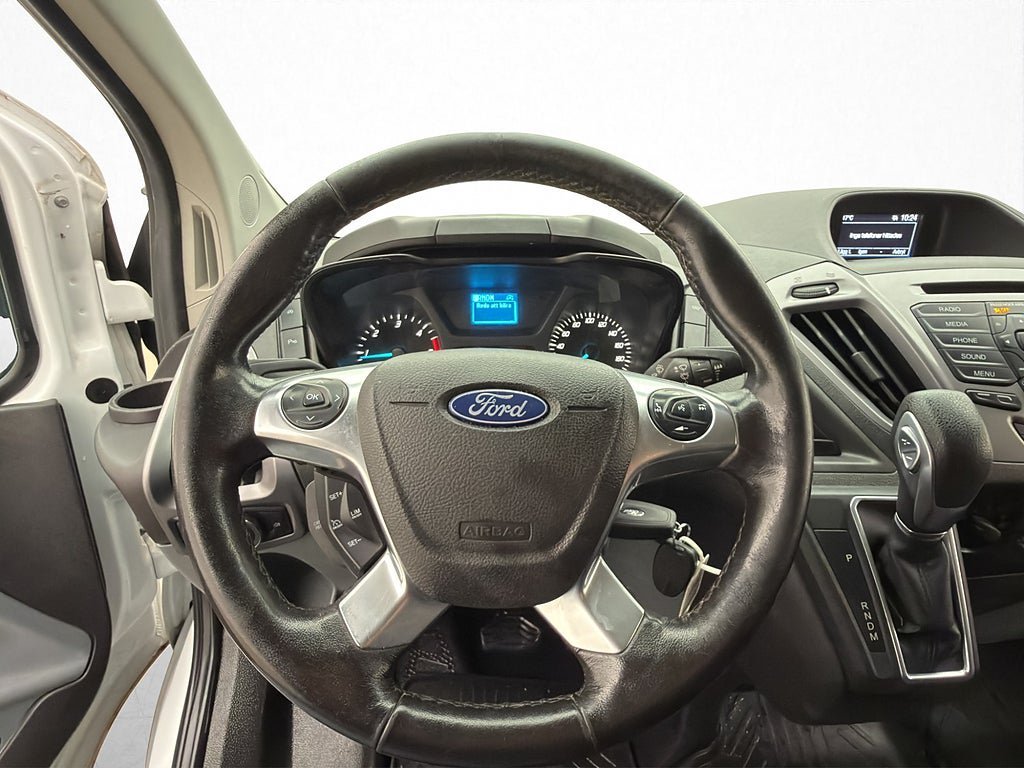 Vehicle Image 18
