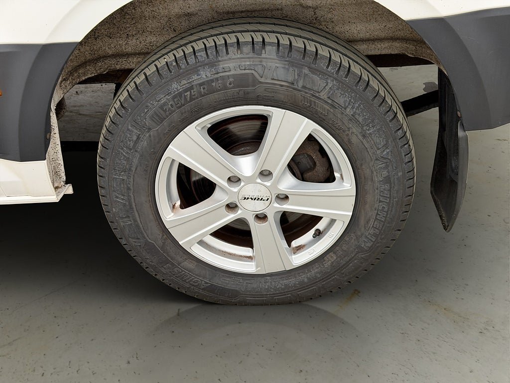 Vehicle Image 30