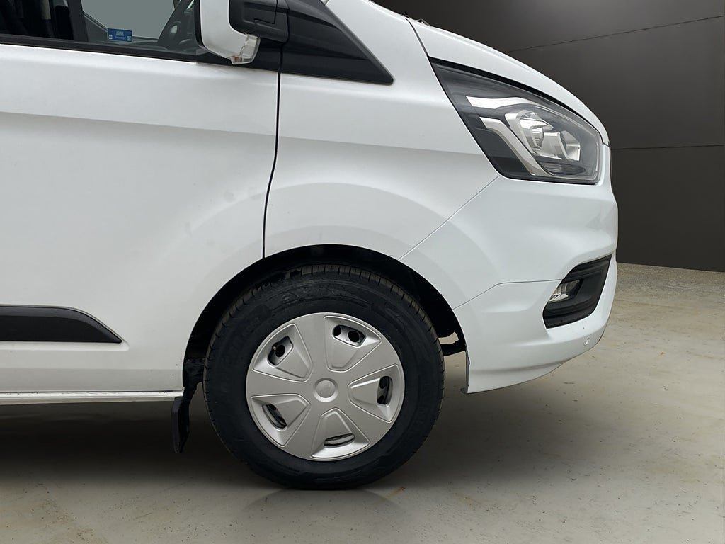 Vehicle Image 29