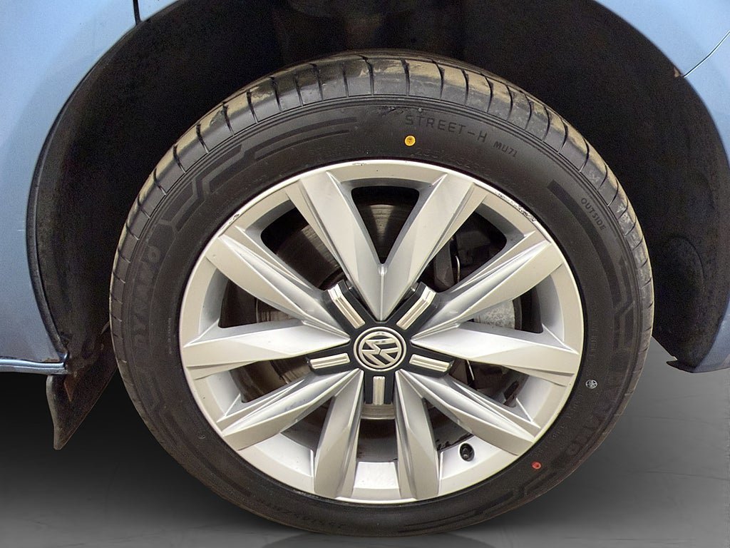 Vehicle Image 36
