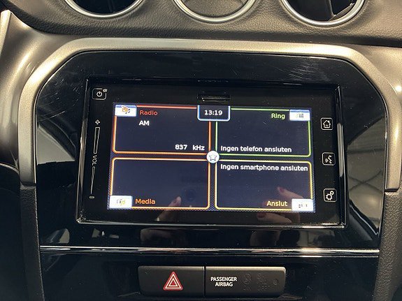 Vehicle Image 16