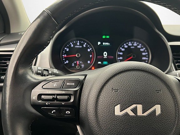 Vehicle Image 28