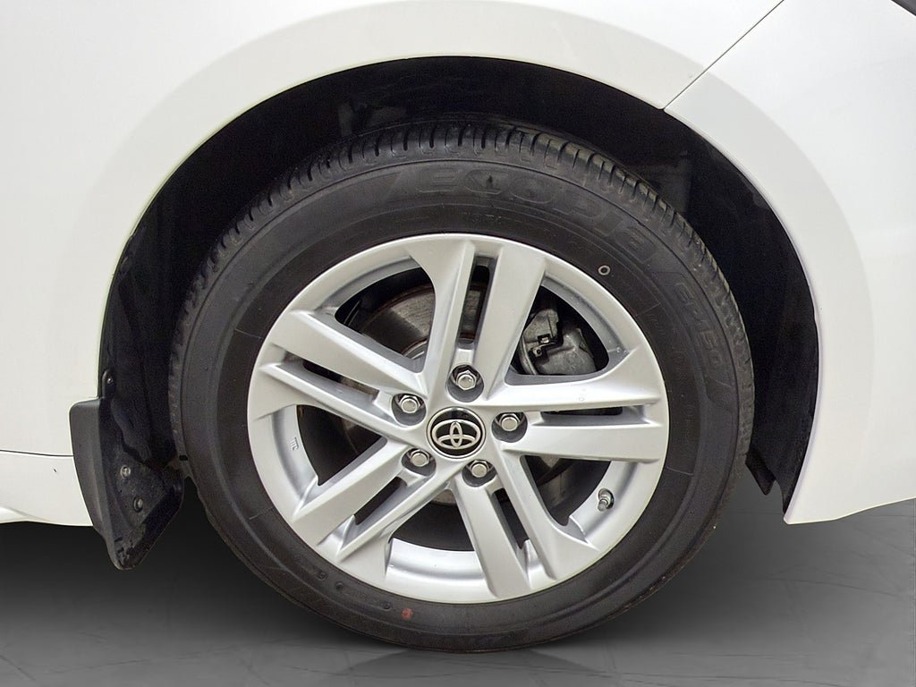 Vehicle Image 10