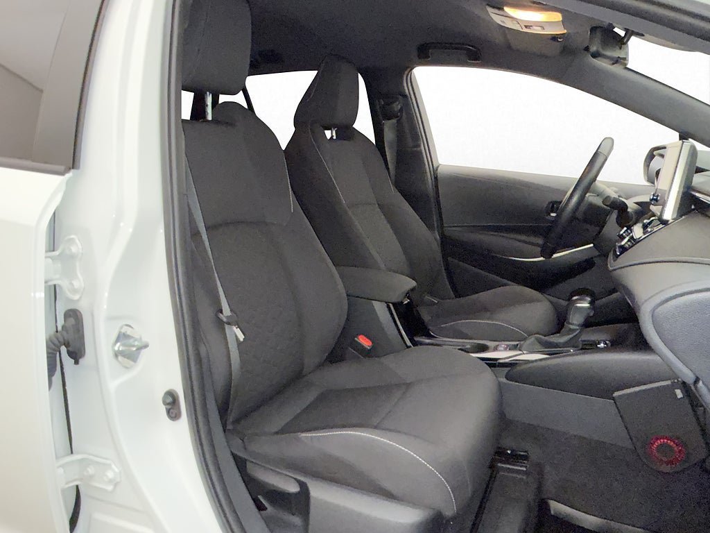 Vehicle Image 14