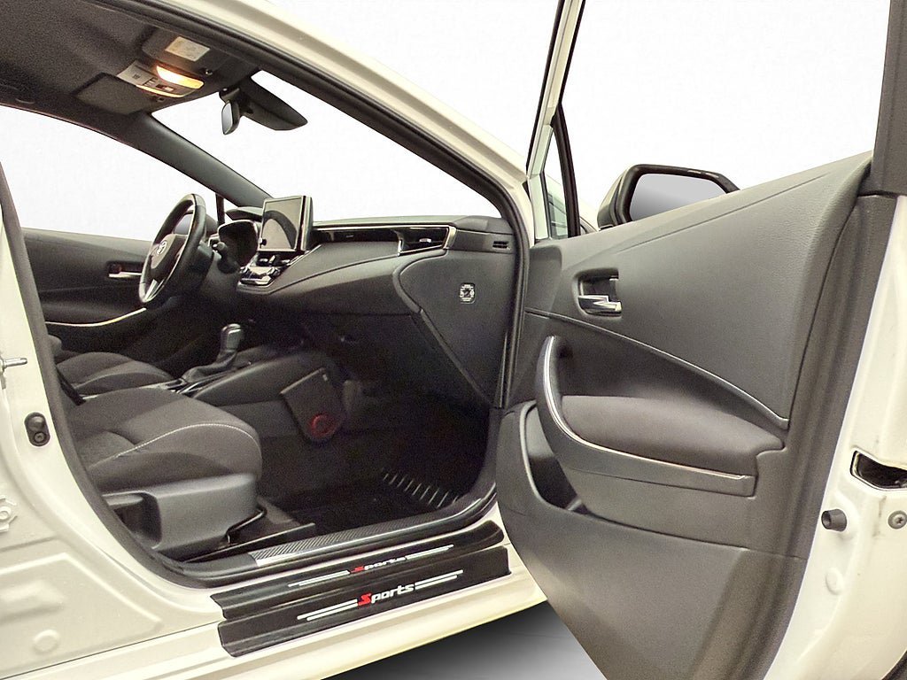 Vehicle Image 15