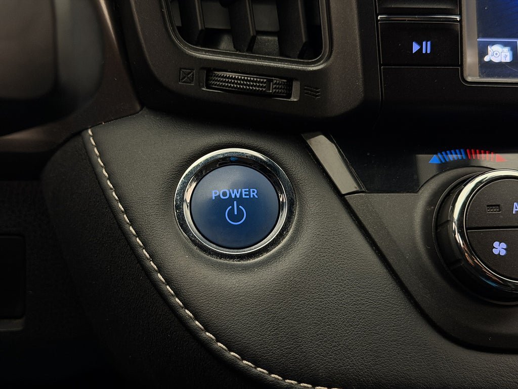 Vehicle Image 27