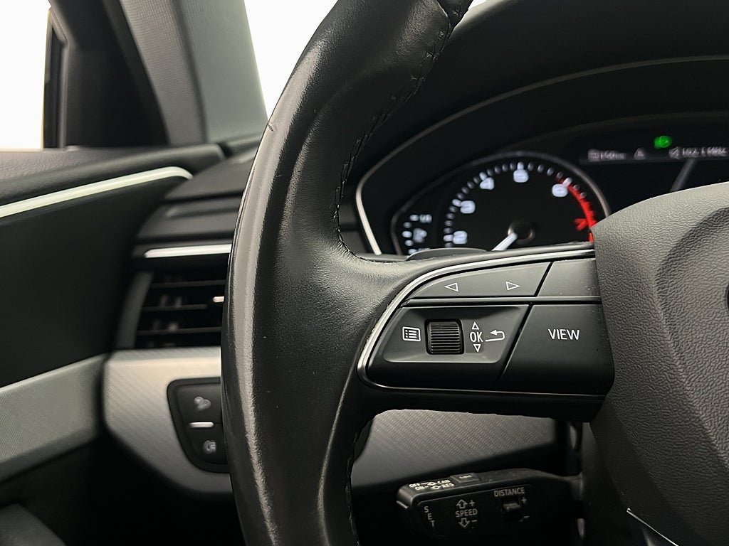 Vehicle Image 26