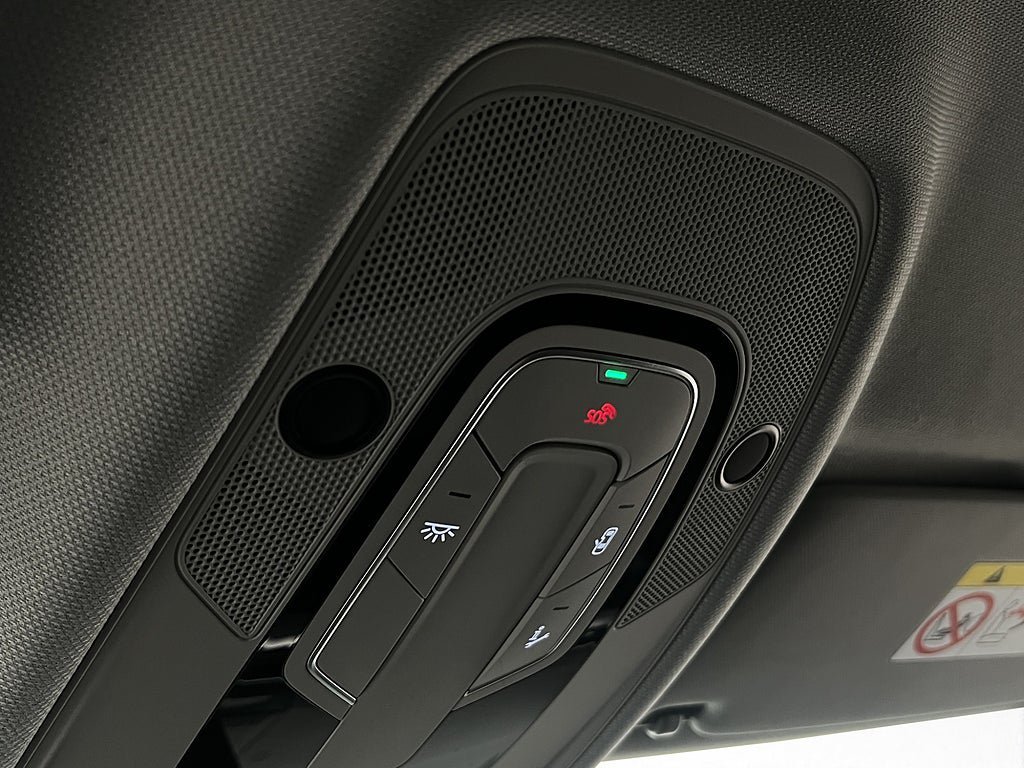 Vehicle Image 36