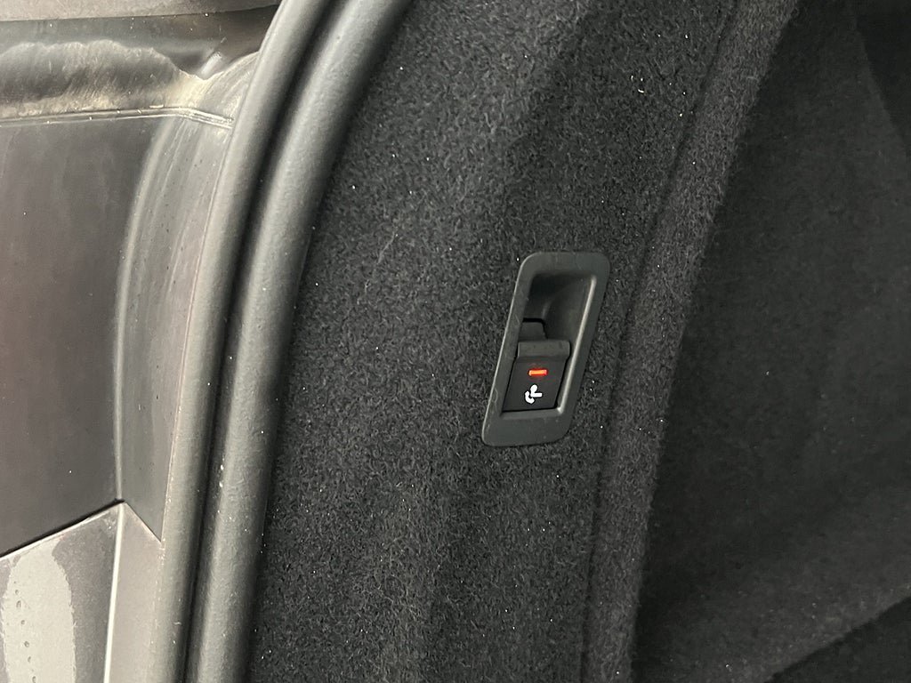 Vehicle Image 38
