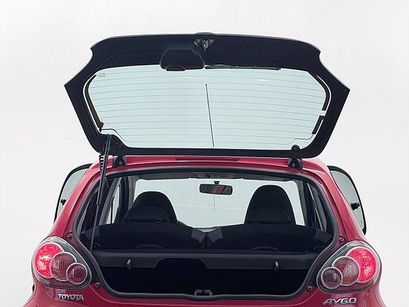 Vehicle Image 20