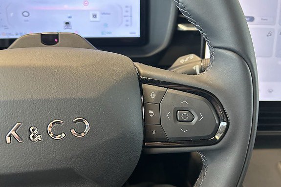 Vehicle Image 38