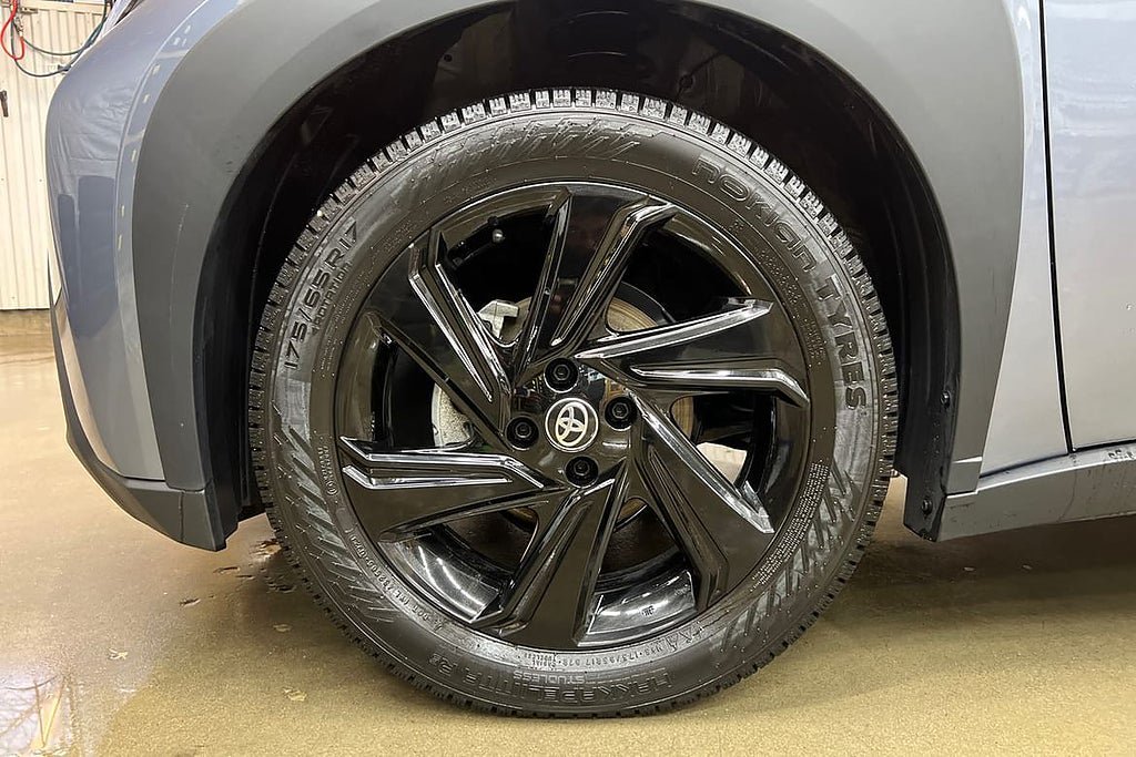 Vehicle Image 18