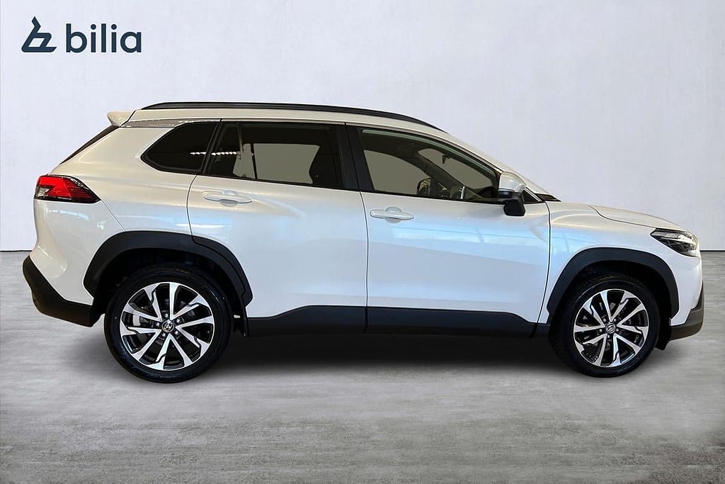 Vehicle Image 16