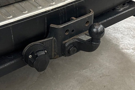 Vehicle Image 24