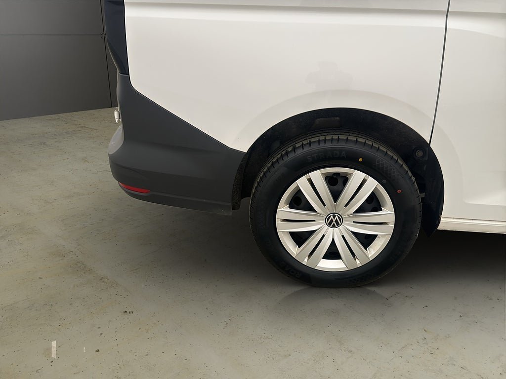Vehicle Image 27