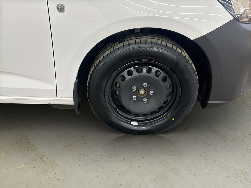 Vehicle Image 31