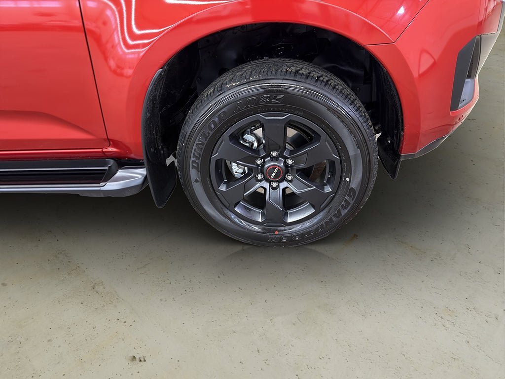 Vehicle Image 37