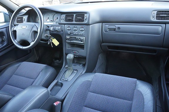 Vehicle Image 21