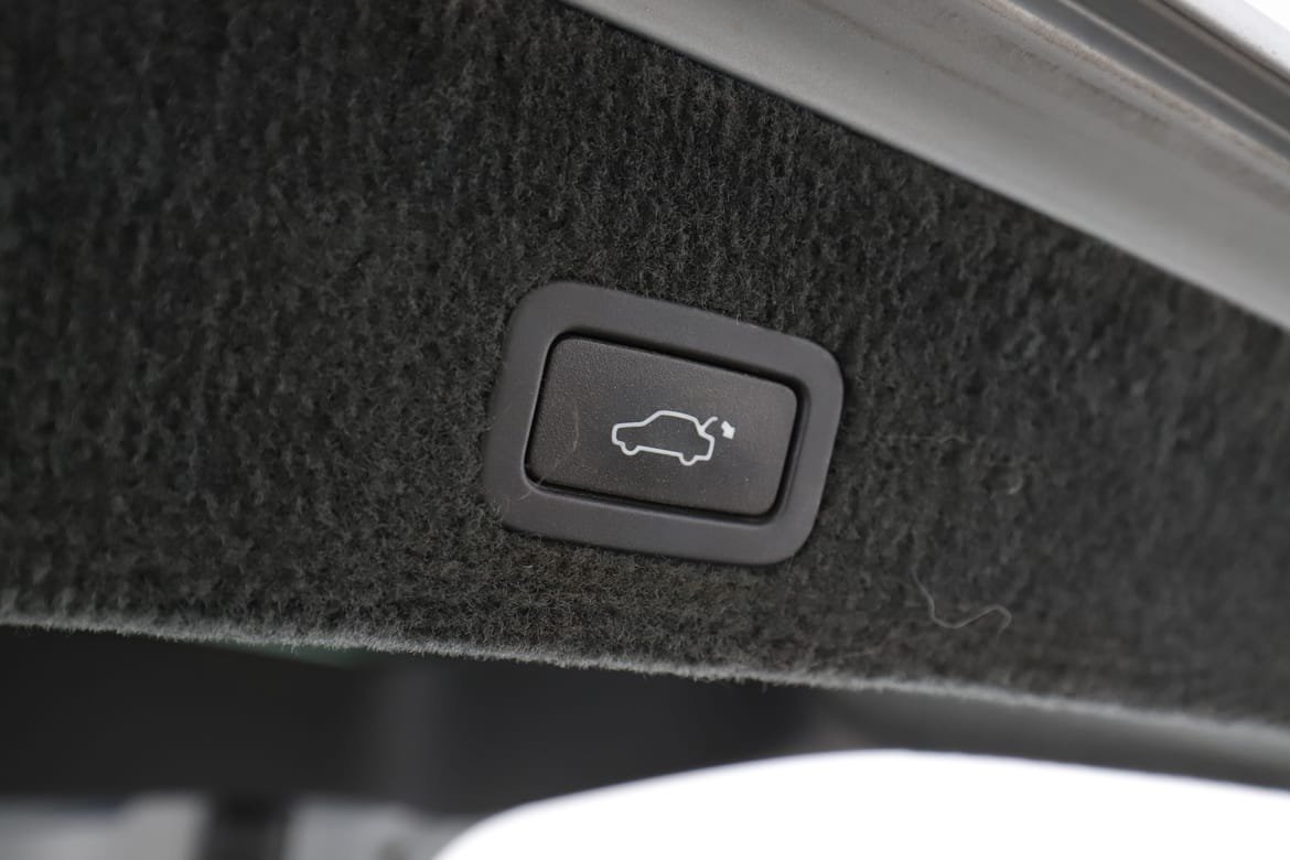 Vehicle Image 38