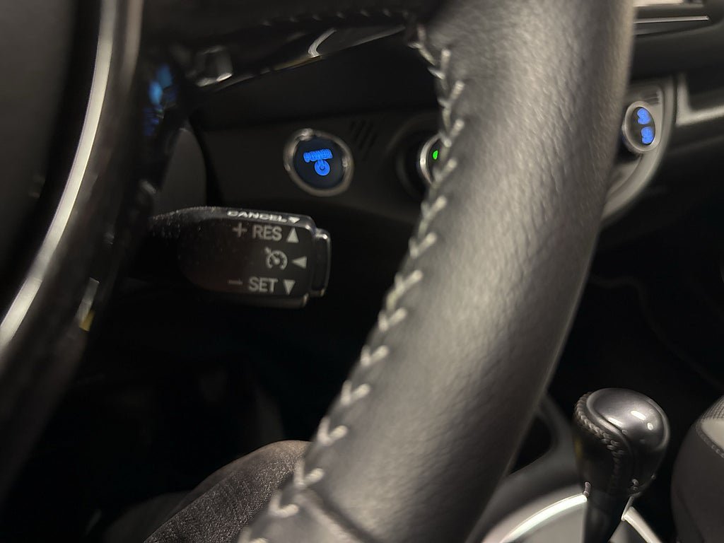 Vehicle Image 22