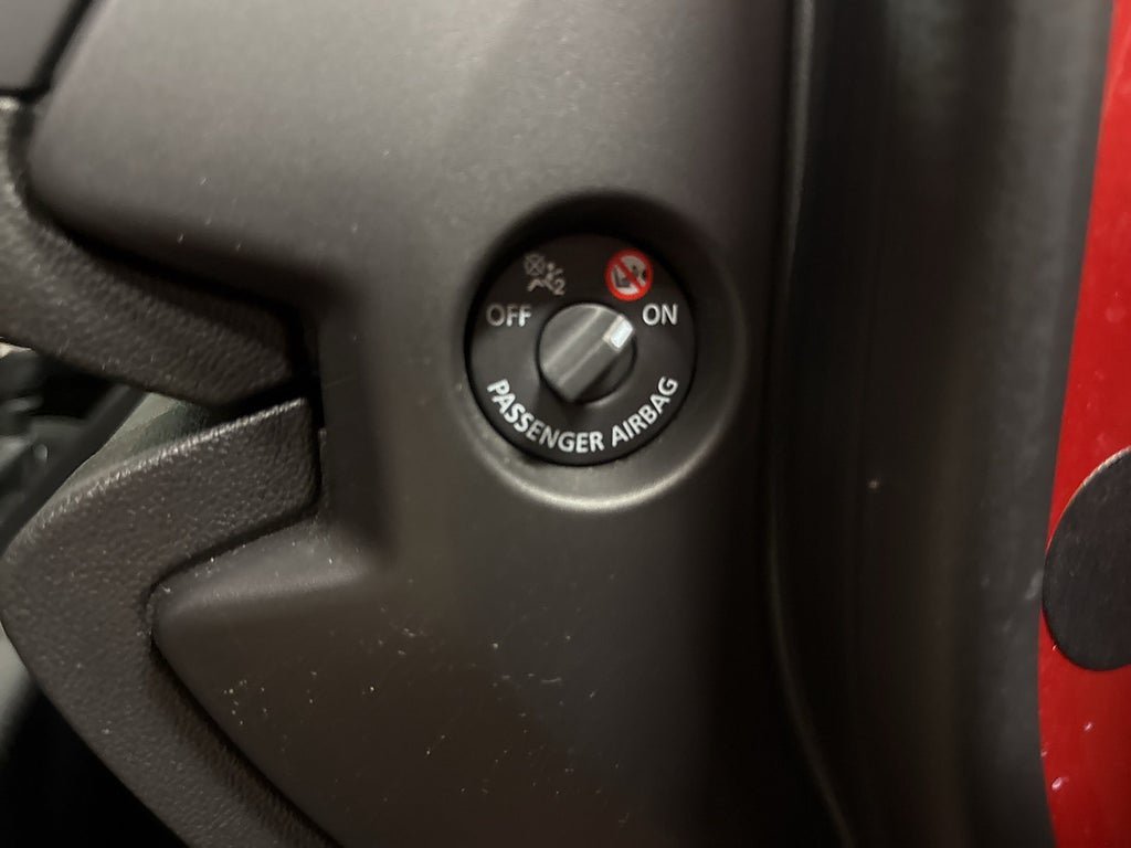 Vehicle Image 24