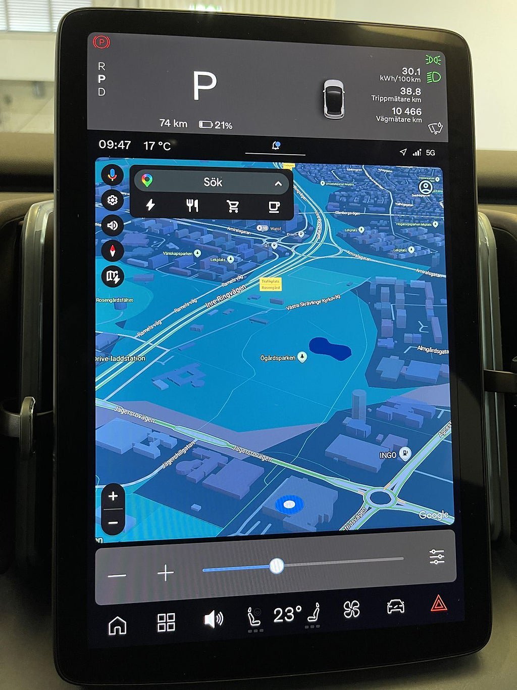 Vehicle Image 9