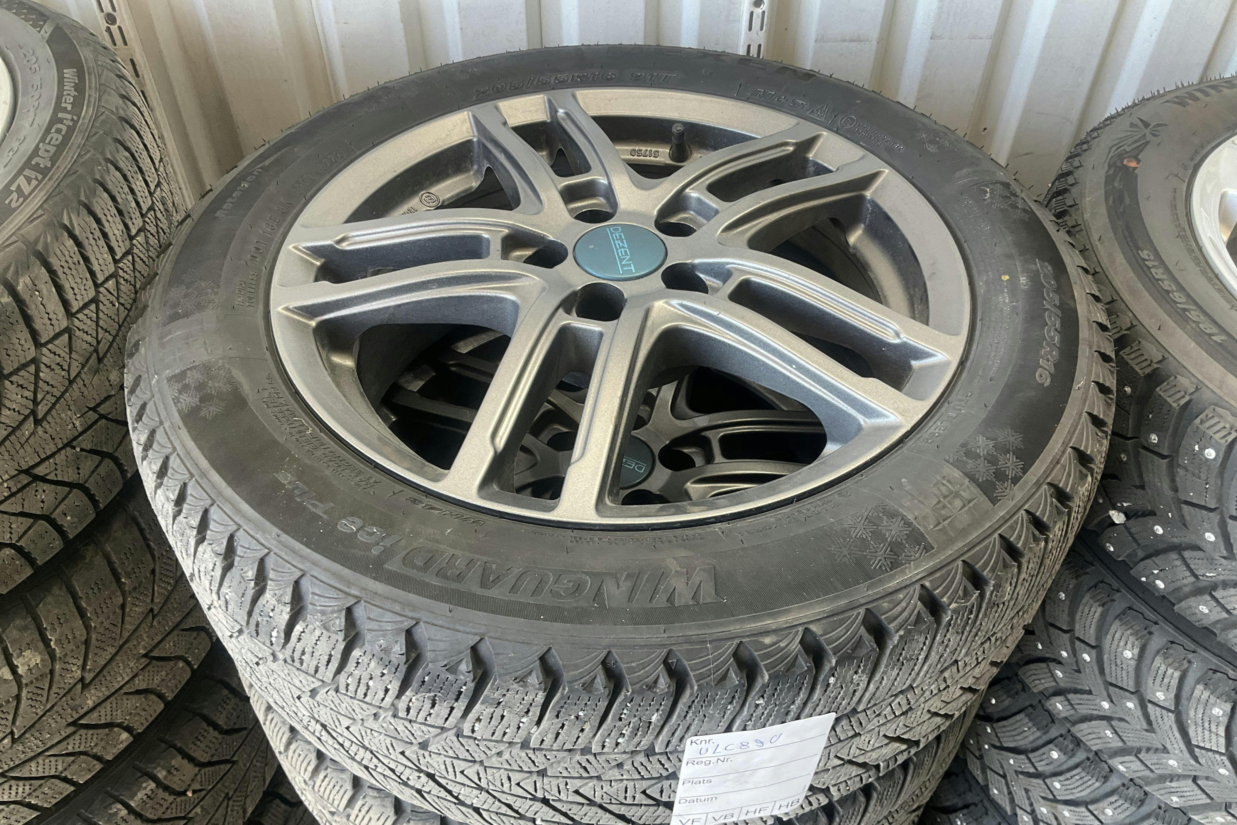 Vehicle Image 11