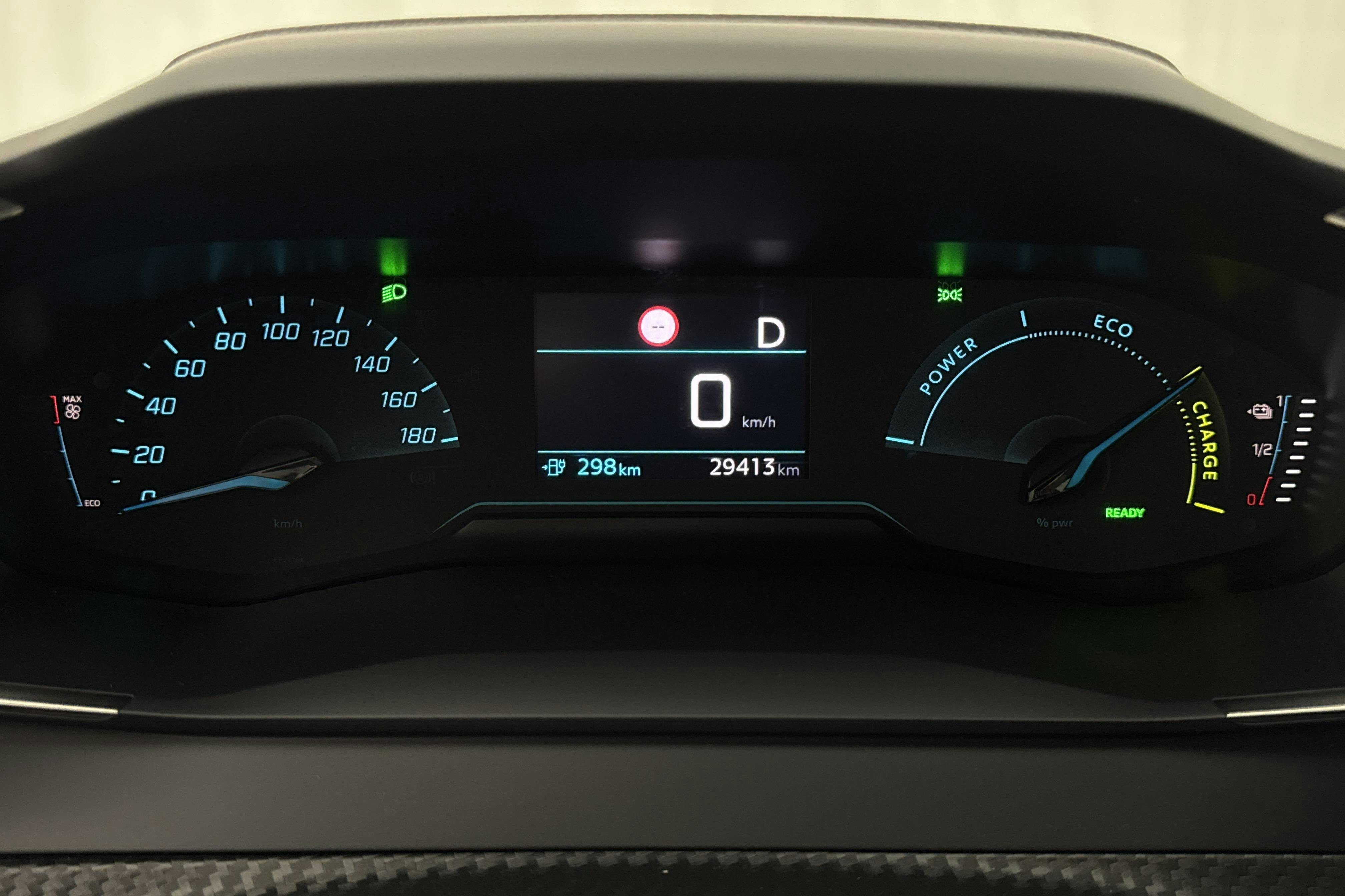 Vehicle Image 10