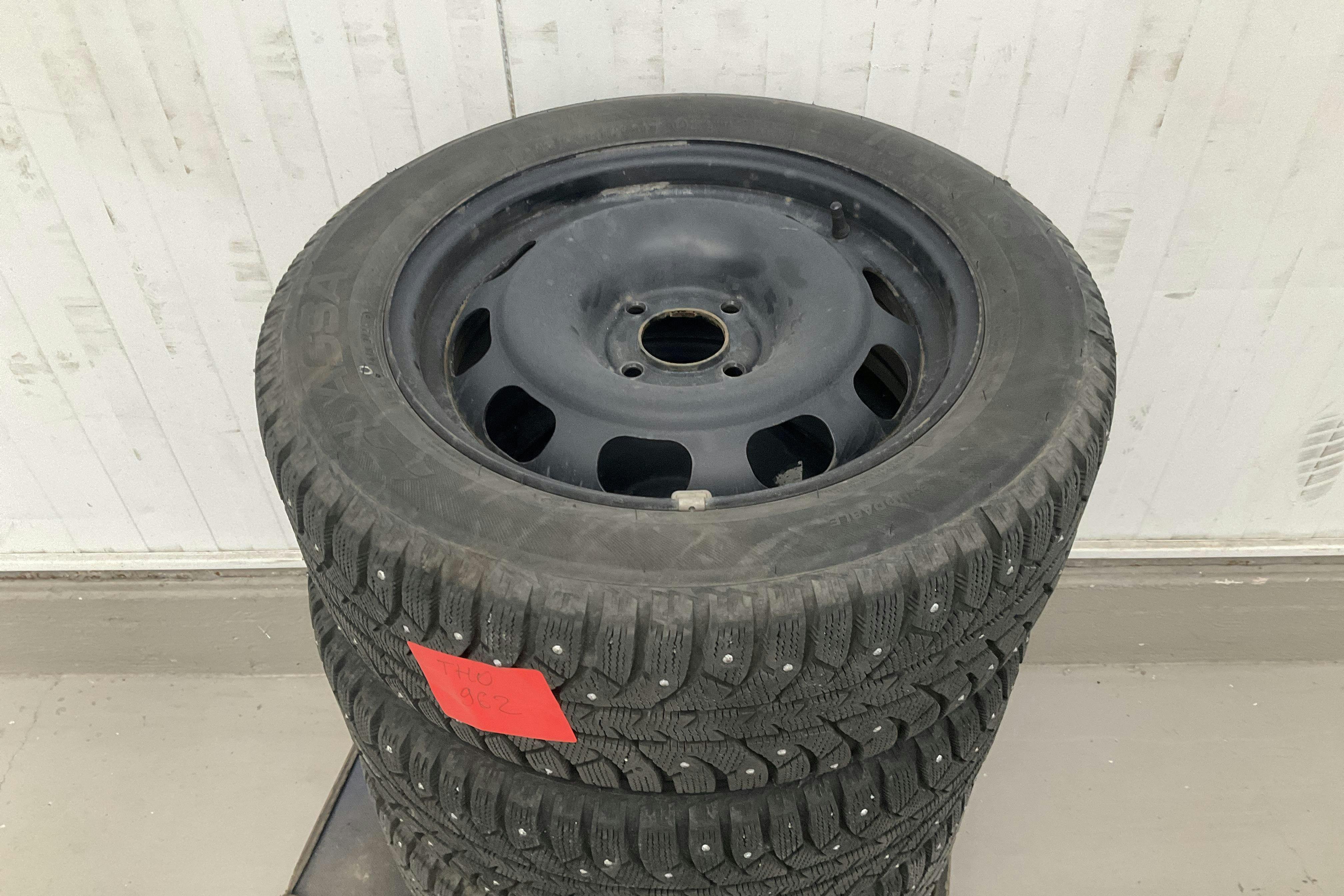 Vehicle Image 18