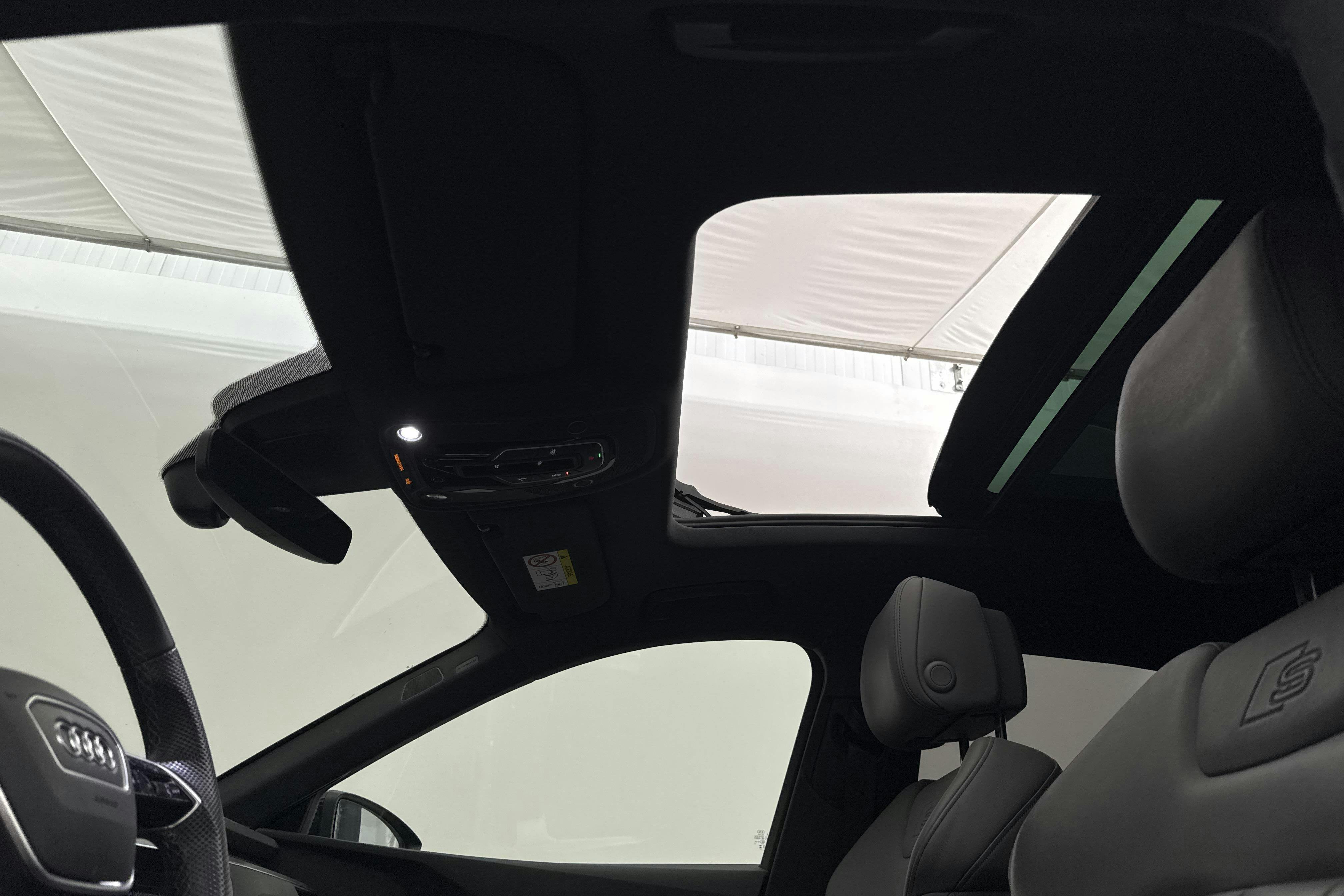 Vehicle Image 20
