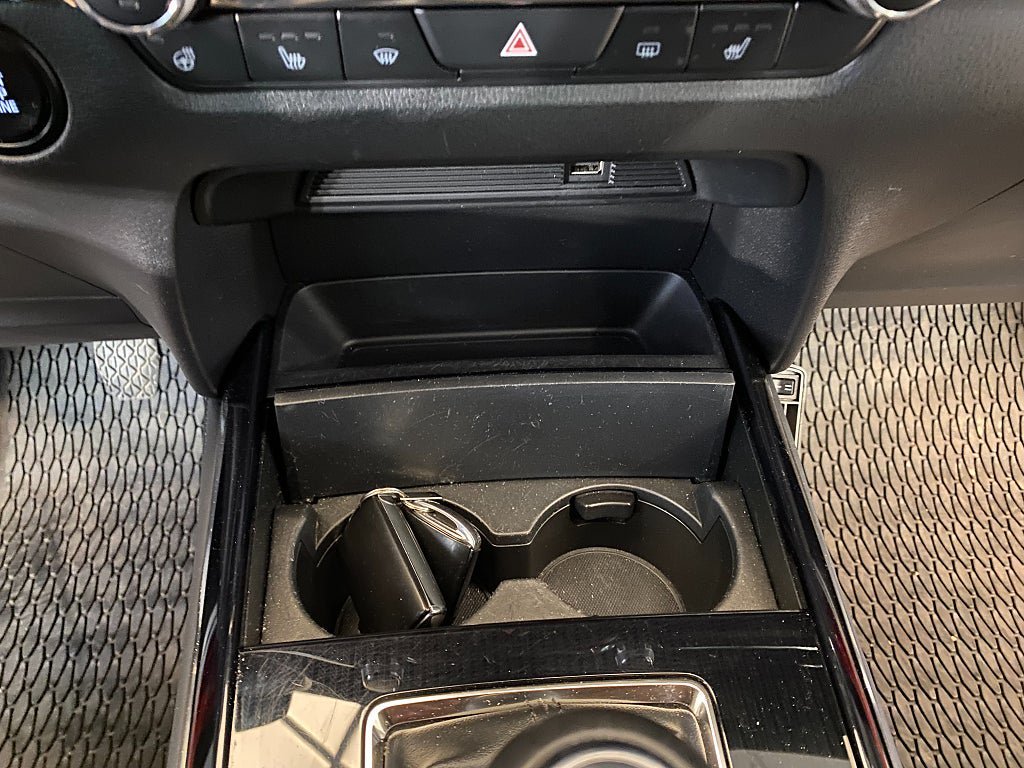 Vehicle Image 35
