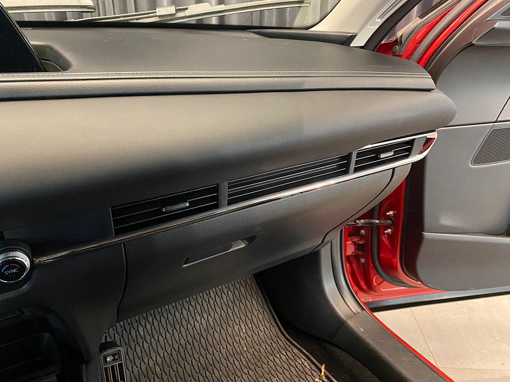 Vehicle Image 37
