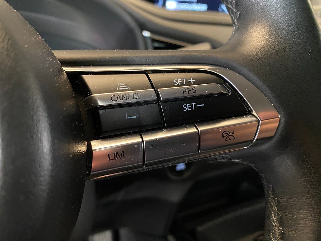 Vehicle Image 40