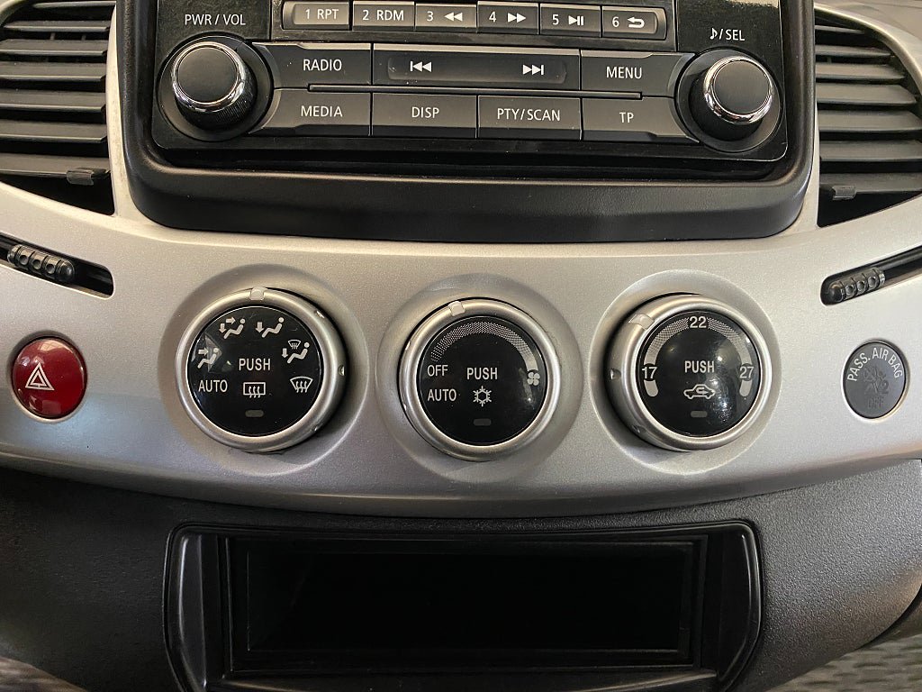 Vehicle Image 36