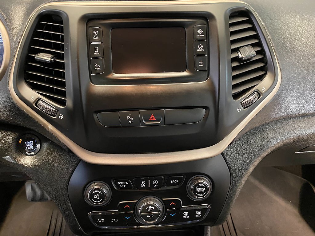 Vehicle Image 41