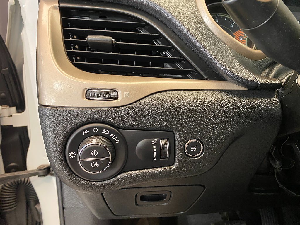Vehicle Image 51