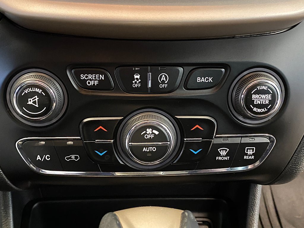 Vehicle Image 53