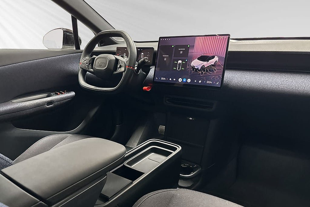 Vehicle Image 9