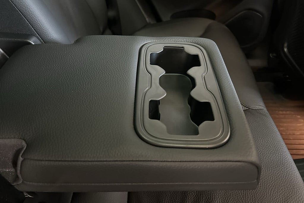 Vehicle Image 32