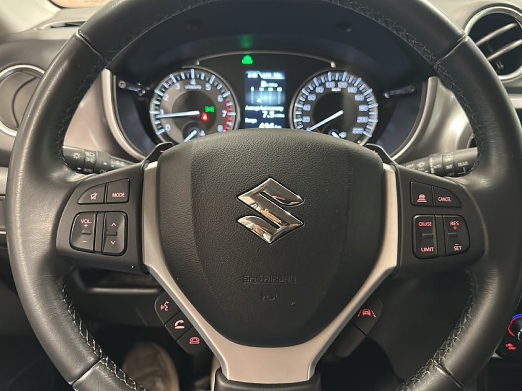 Vehicle Image 13